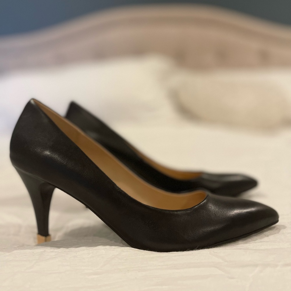 Market & Spruce Leather Kari Pumps